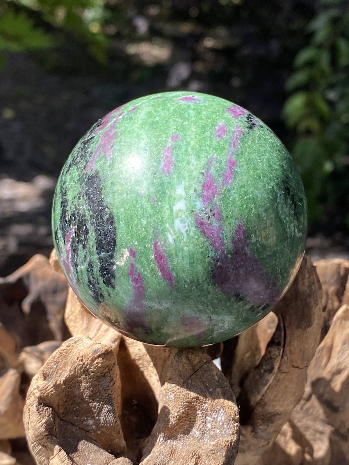 Ruby In Zoisite Ball / Anyolite 513g 9 66mm AAA+