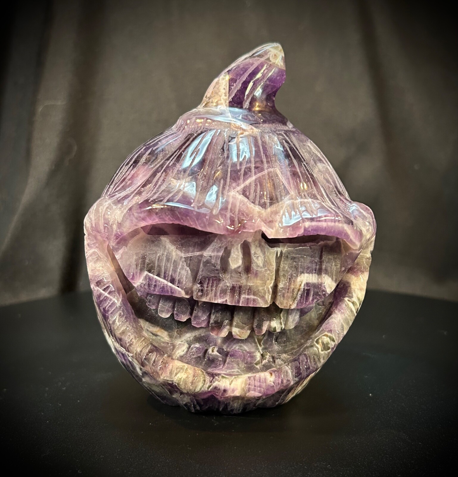 4.36″ Chevron Amethyst Smiling Pumpkin Skull Carving 2lb 1oz