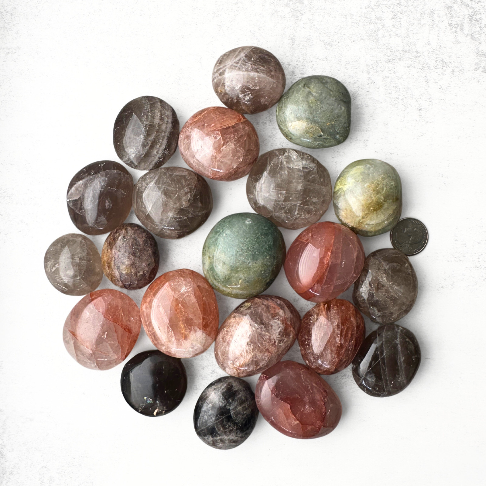Bulk 21 Quartz Palm Stones – 12 Smoky, 6 Fire, 3 Green 1.25″-2″