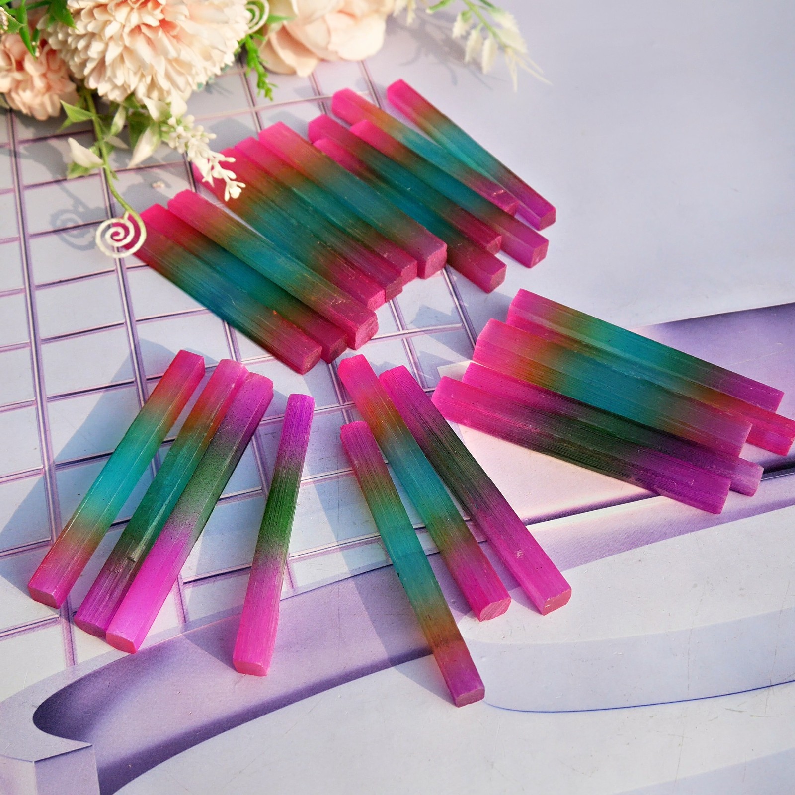 24PCS 3″ Raw Aura Selenite Sticks Crystal Wands Healing Cleansing Stone Lot Gift