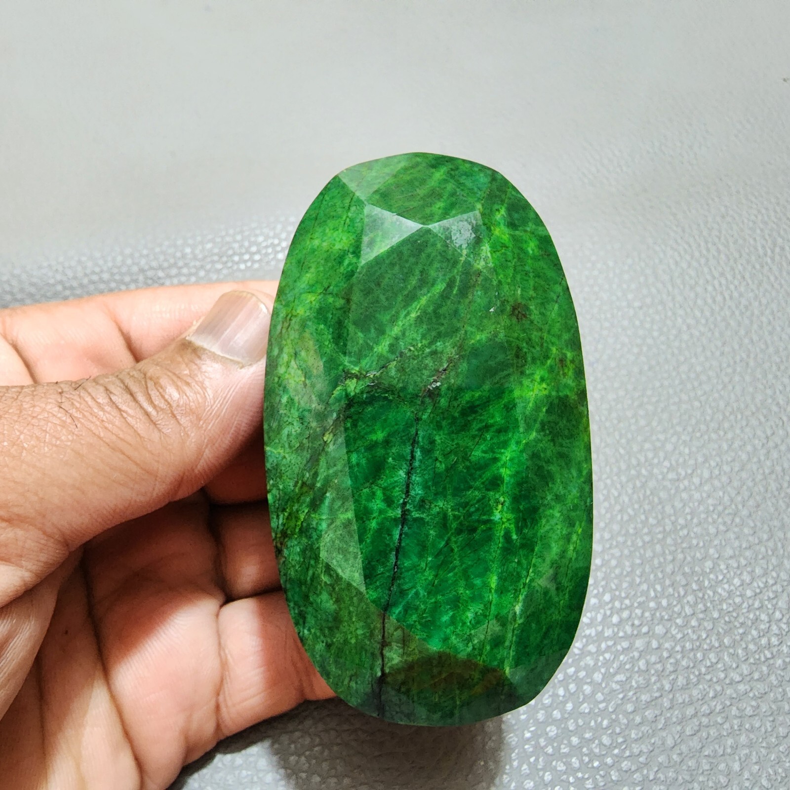 Excellent Green Brazilian Emerald Rare Size Oval Loose Gemstone Jewelry 1135 Crt