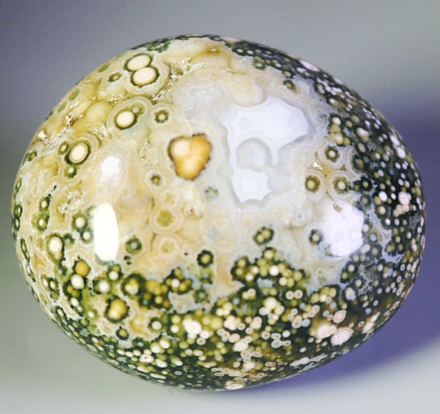 Natural Round Eye Ocean Jasper Agate Quartz Crystal Palm Stone Mineral Specimen