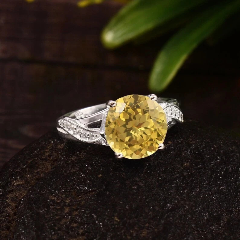 10 Ct Natural Yellow Sapphire Certified Ring With Zircon Accents In 925 Silver
