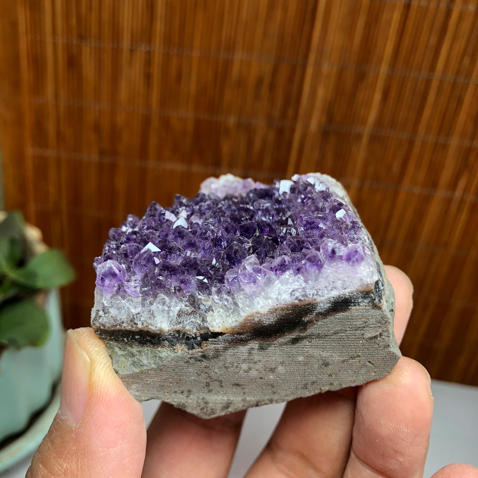 56mm NATURAL amethyst point purple Crystal Cluster Mineral Specimen 109g A1446