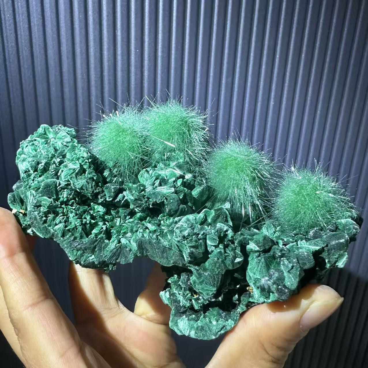 547g Natural malachite Crystal Quartz Ore Healing Mineral Specimen