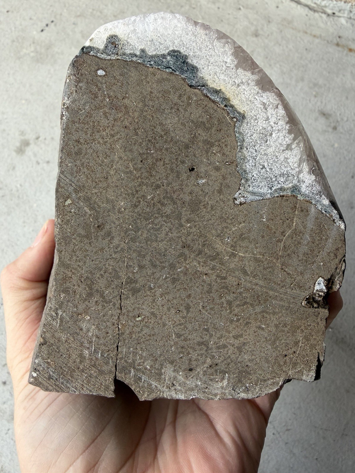 NATURAL LARGE CLEAR & LIGHT PURPLE AMETHYST GEODE – LARGE POINTS – OVER 6 POUNDS