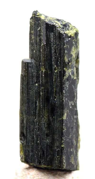 EPIDOTE Specimen Green Crystal Cluster Mineral PERU w/ ID card