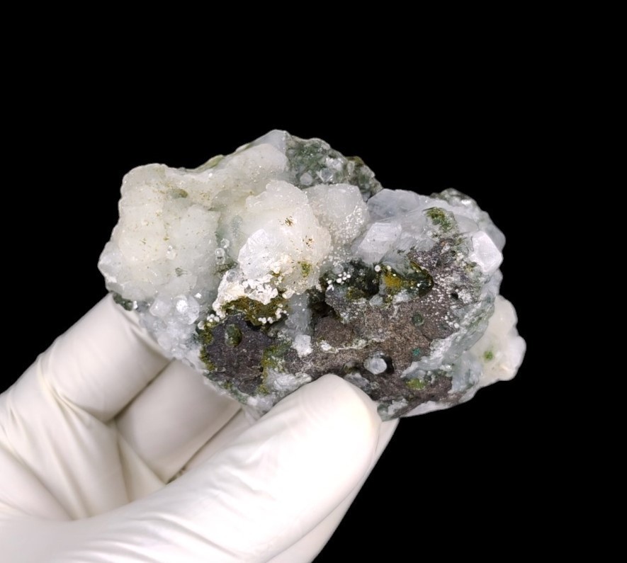 Natural Stilbite With Apophyllite Minerals #M206