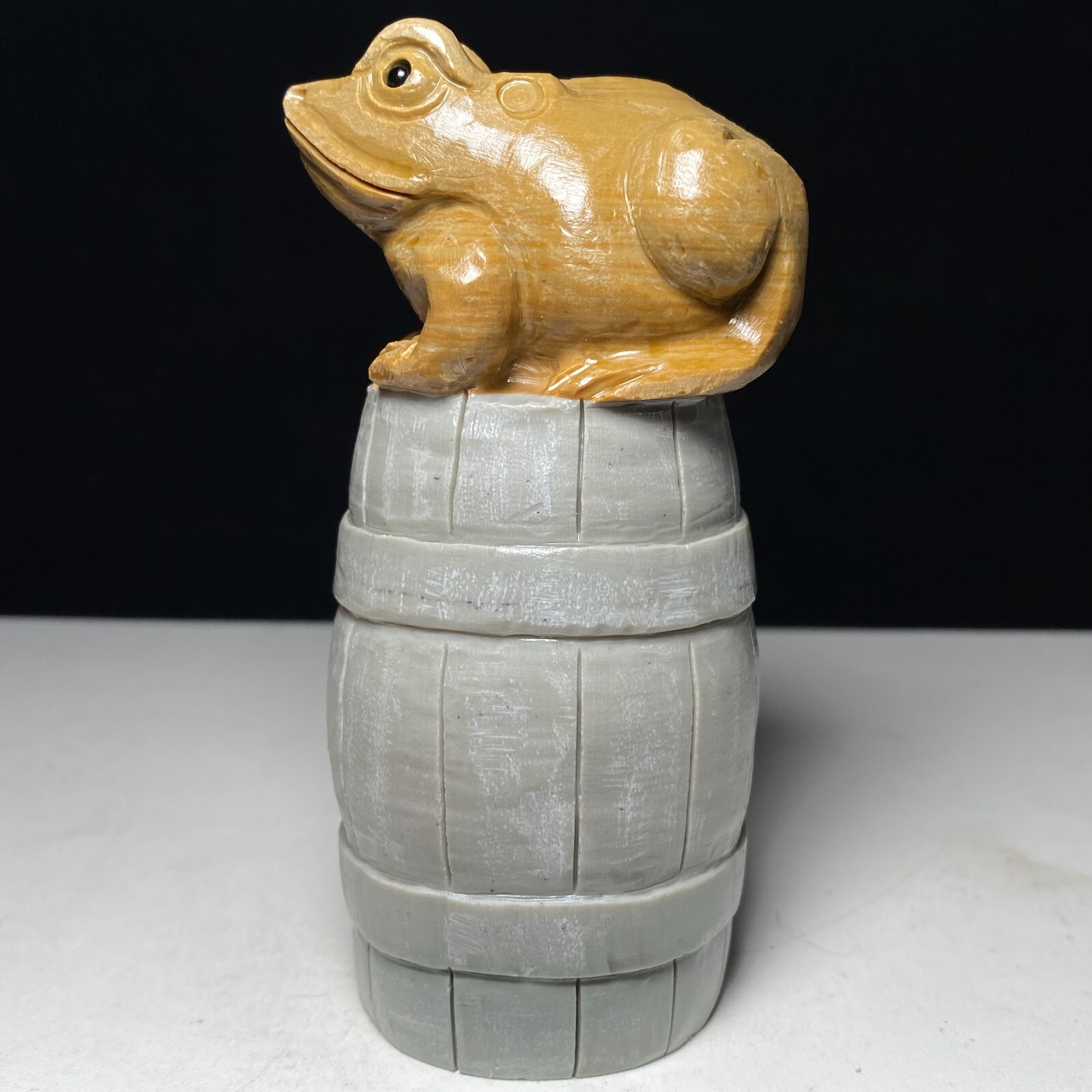 Natural Crystal Quartz Mineral Specimen Songhua Stone Handcarved Frog Gift