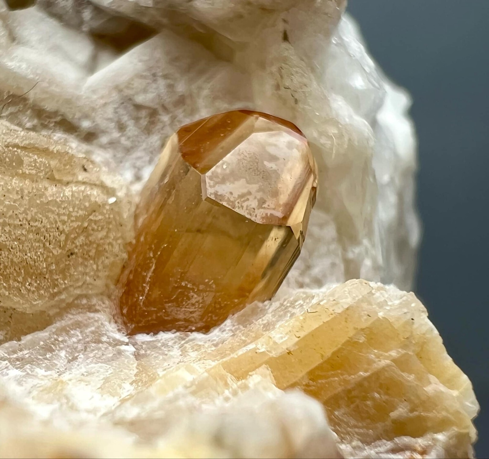 298 Gram Ultra Rare !! Eye Clean Honey Katlang Topaz Huge Crystal On Matrix @PAK
