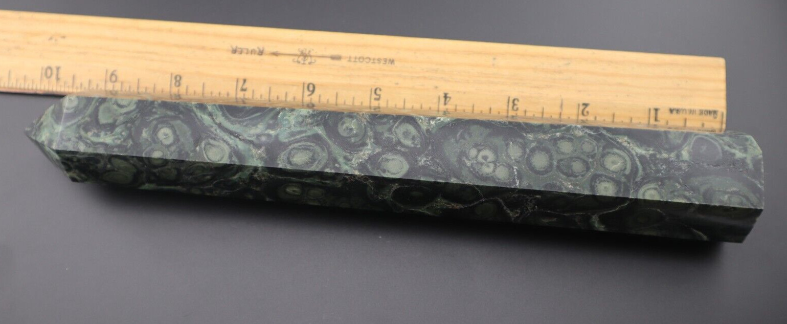 LARGE KAMBABA JASPER TOWER (ABOUT) 10 INCHES TALL/ 678.7 GRAMS