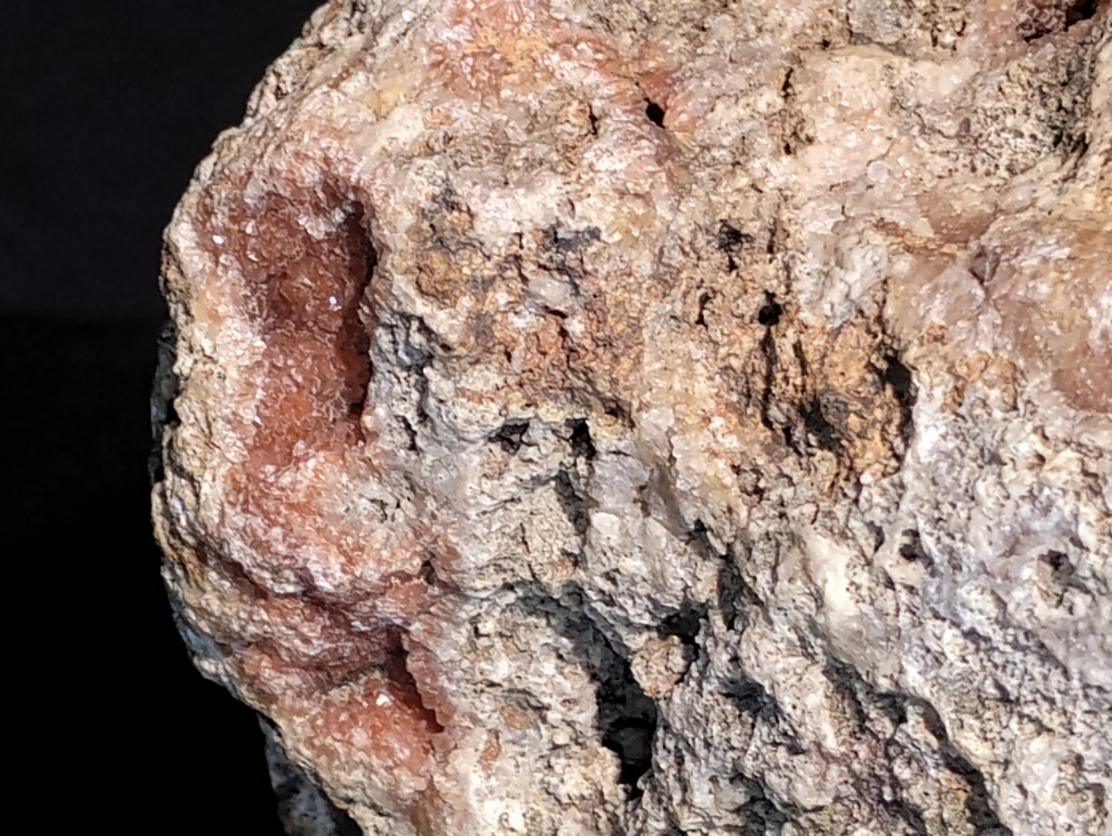 Stunning Extra Large Missouri Druze Quartz Specimen – Valle Mines