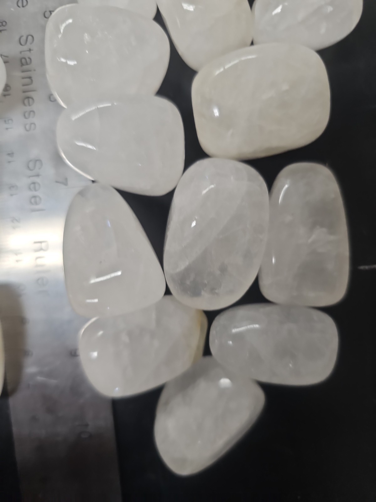 Bulk 2 Pound Lot Tumbled Snow White Quartz – Large 1″ to 1-1/4″ Healing Stones