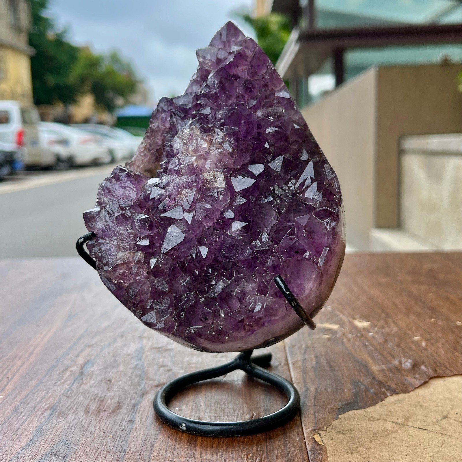 2.77LB High quality amethyst cave skeleton specimen+pedestal