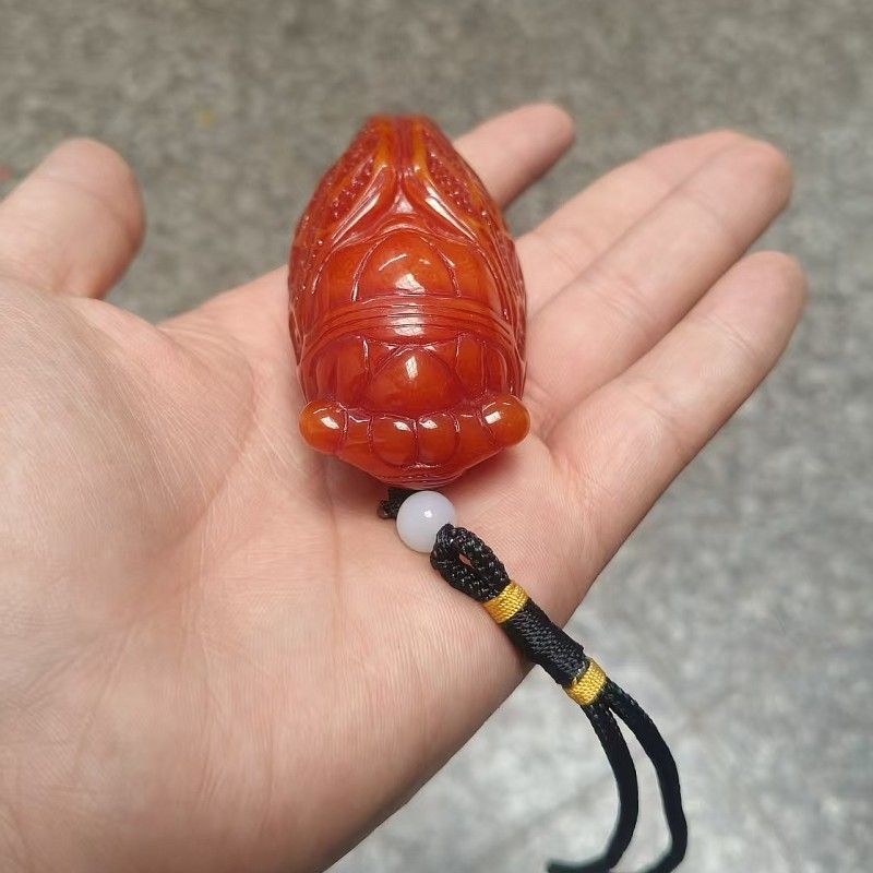 Resin Beeswax Cicada Carved Retro Style Ornament Collectible 82x40x35mm