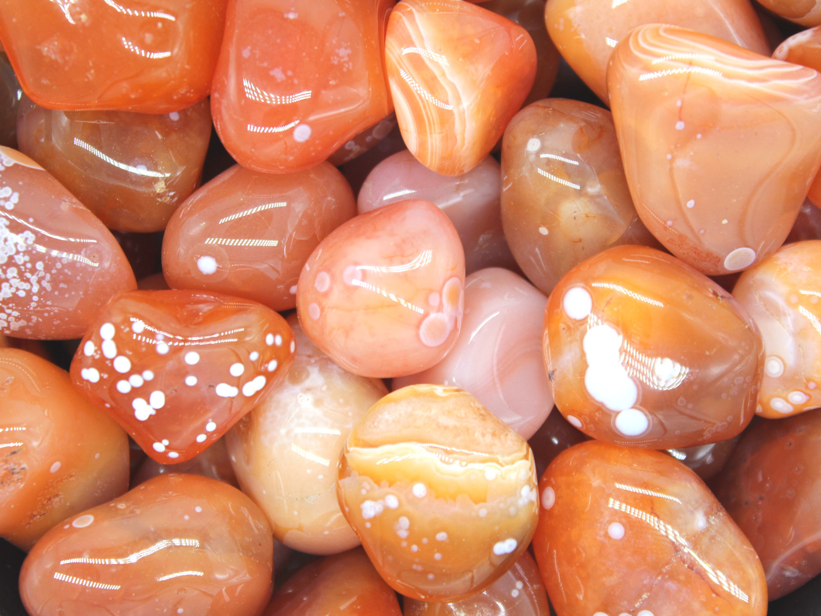Carnelian “Eye” Agate Tumbled Gemstones – Bulk Wholesale Options – 1 LB