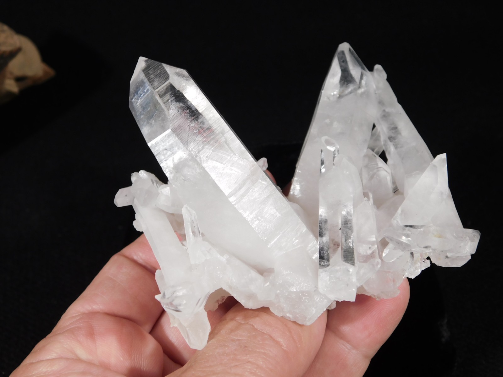 Larger! VERY TRANSLUCENT Quartz Crystal Cluster Collier Creek ARKANSAS 150gr