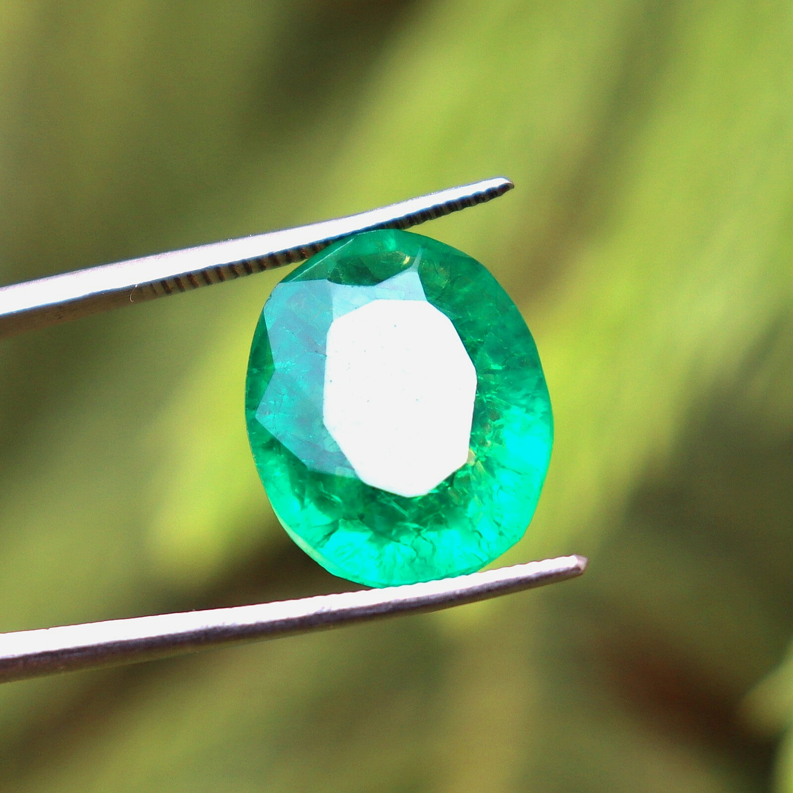 Green Emerald Certified Natural Colombian Oval Cut Loose Gemstone 10.55 Ct