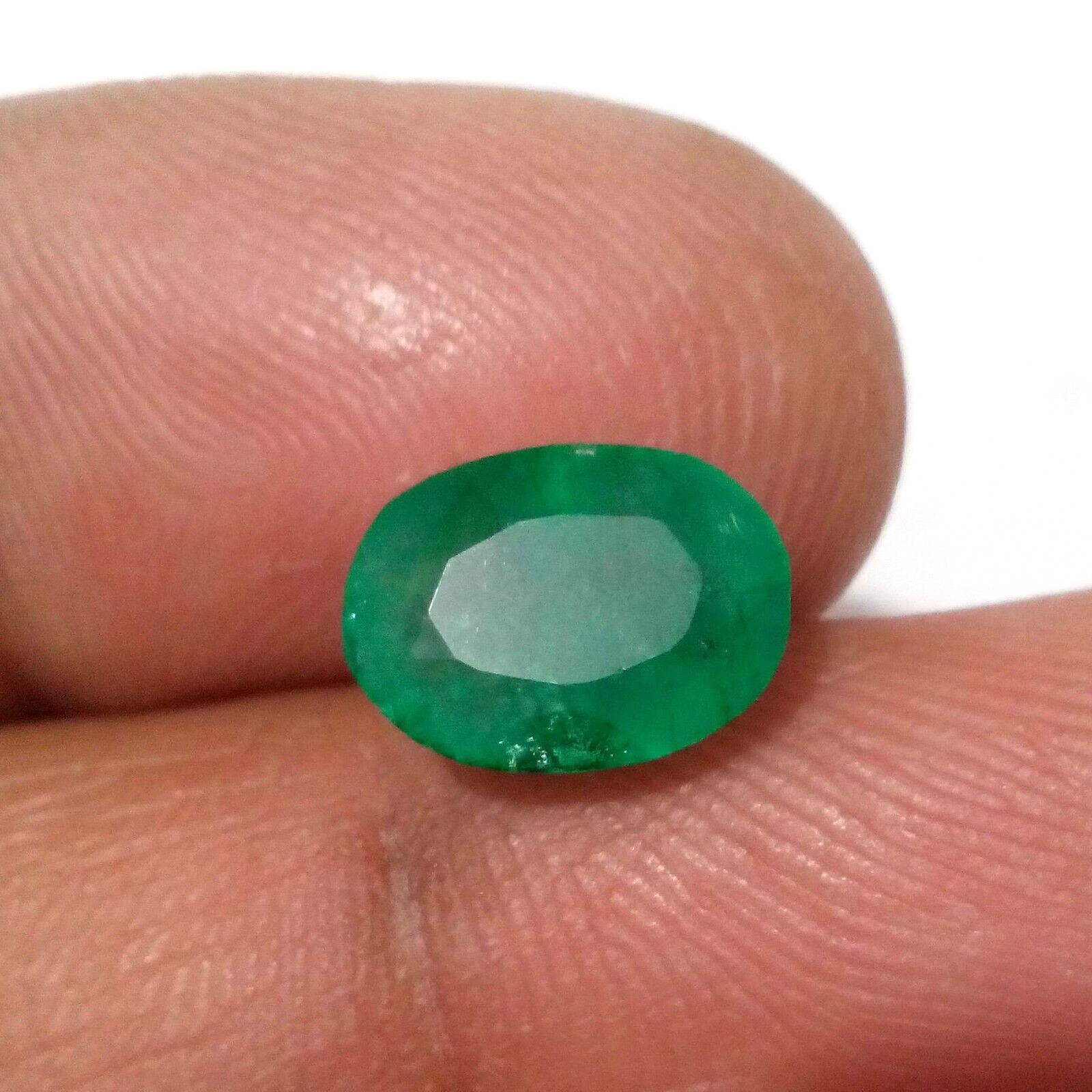 Ultimate Zambian Emerald Oval Shape 3.30 Crt Pretty Green Faceted Loose Gemstone