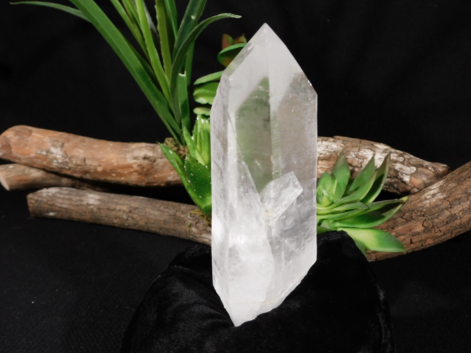Larger! Semi TRANSLUCENT Quartz Crystal with RAINBOWS From Brazil 236gr