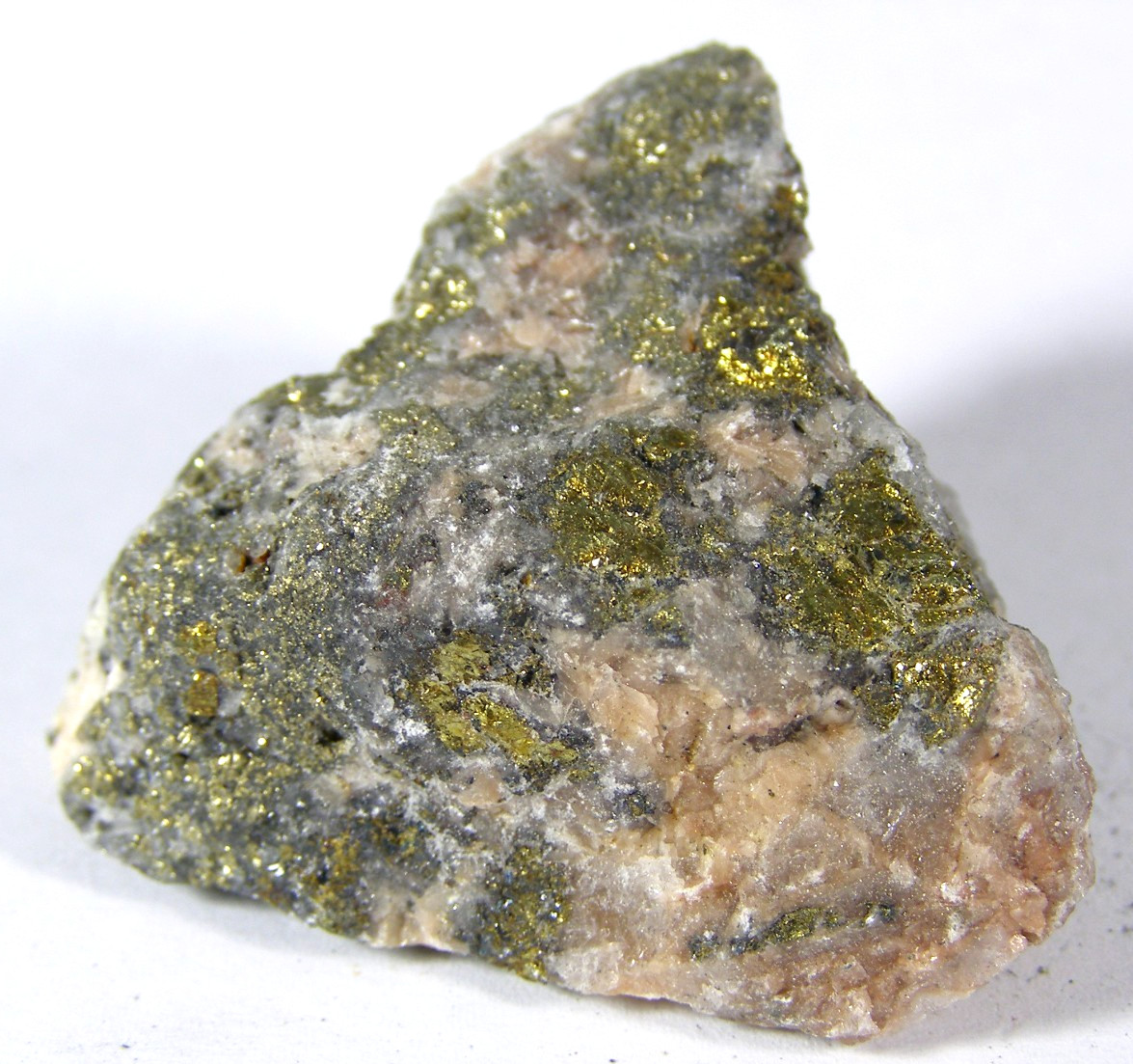 NATURAL CHALCOPYRITE CRYSTALS ON MATRIX ROCK – NORWAY – 4.1 x 3.9 x 2.7 cms #5