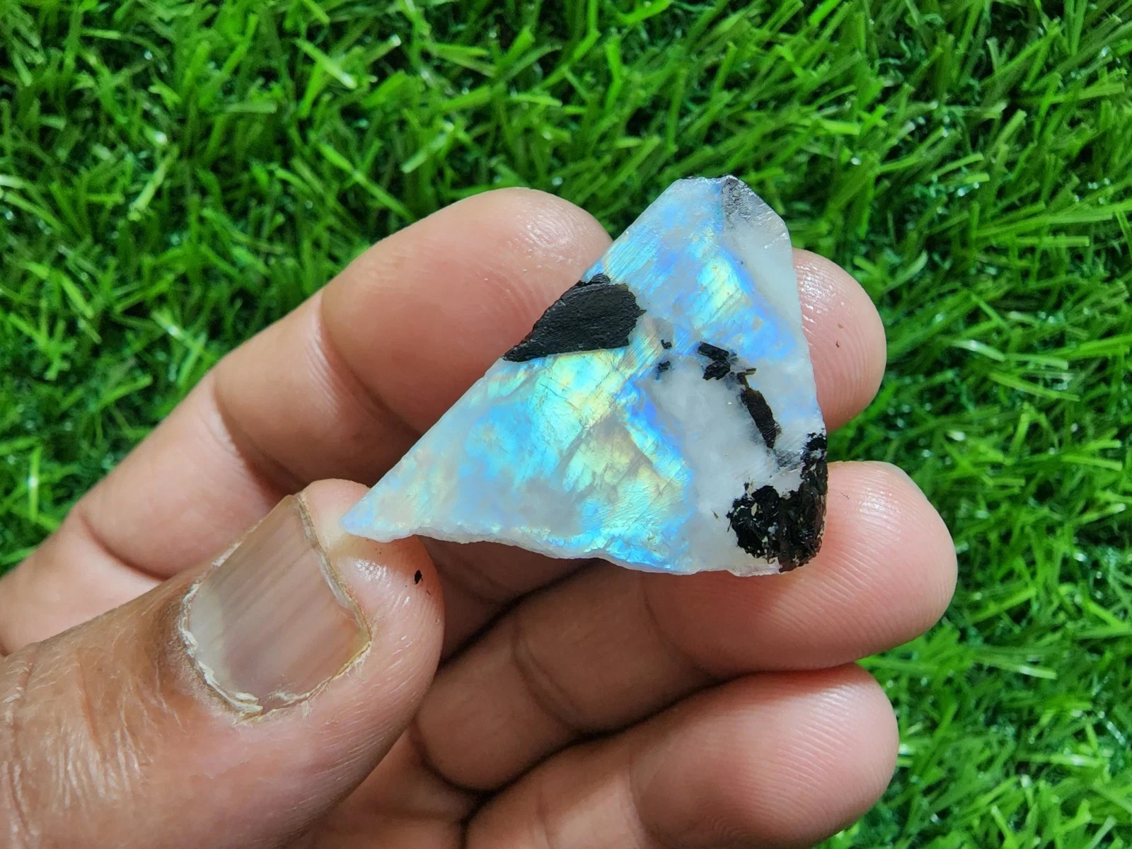 Rainbow Moonstone Raw 50 Crt Rare Moonstone Rough Gemstone For Jewelry Making