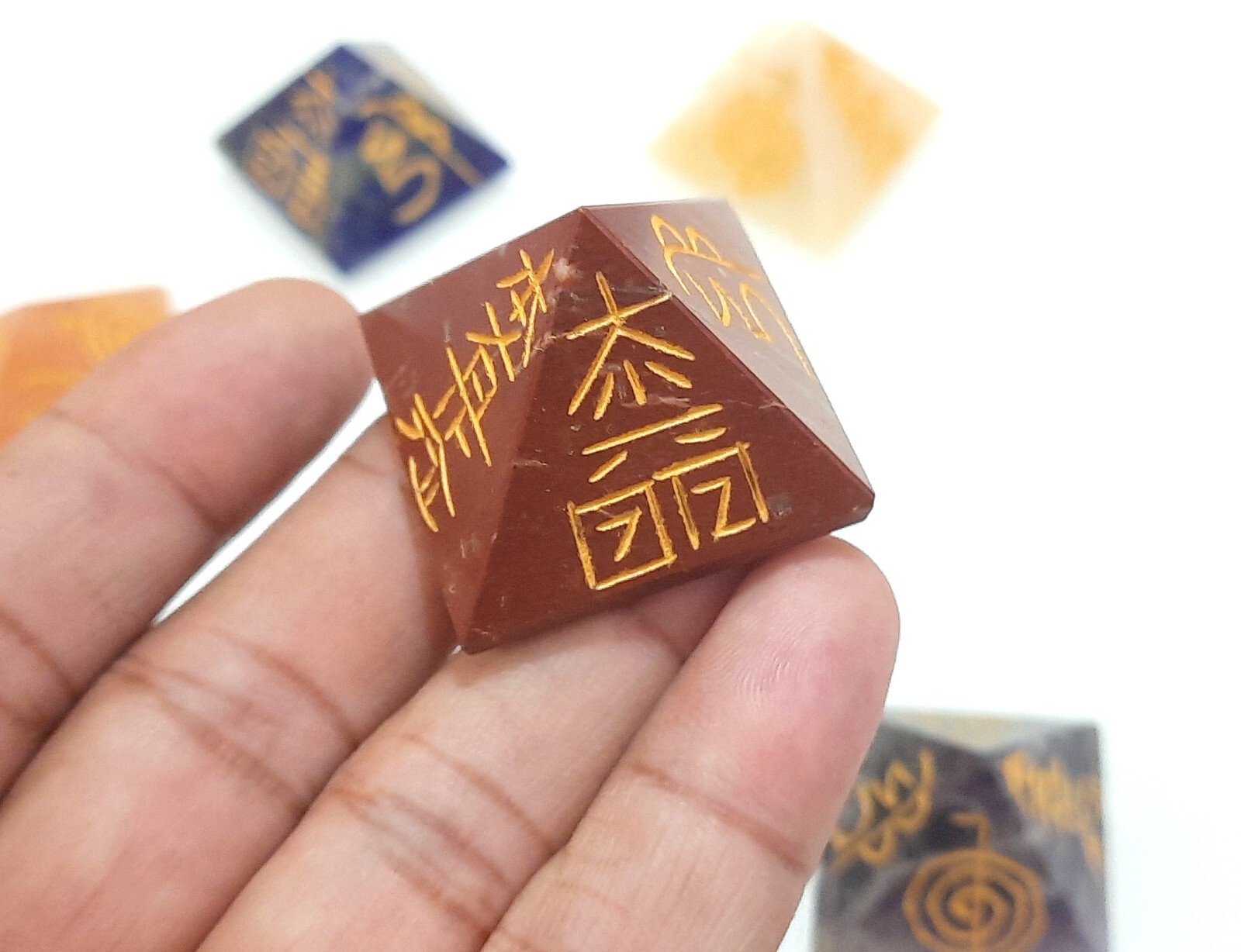 Reiki Sign Engraved Chakra Stone Pyramid Set 7 Chakra Reiki Pyramid Set