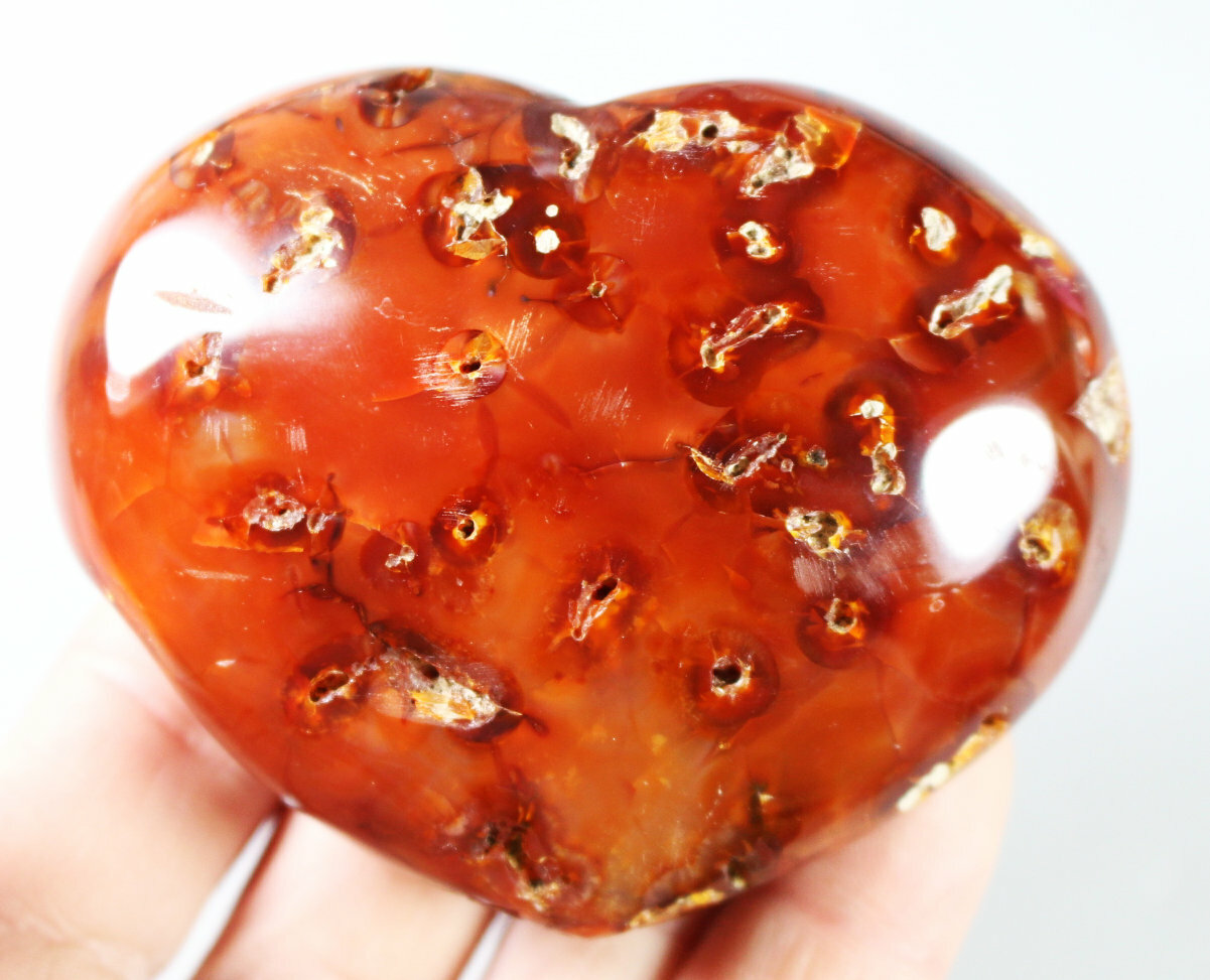 Natural Red Orange CARNELIAN Agate Quartz Crystal Love Heart Palm Stone 226g