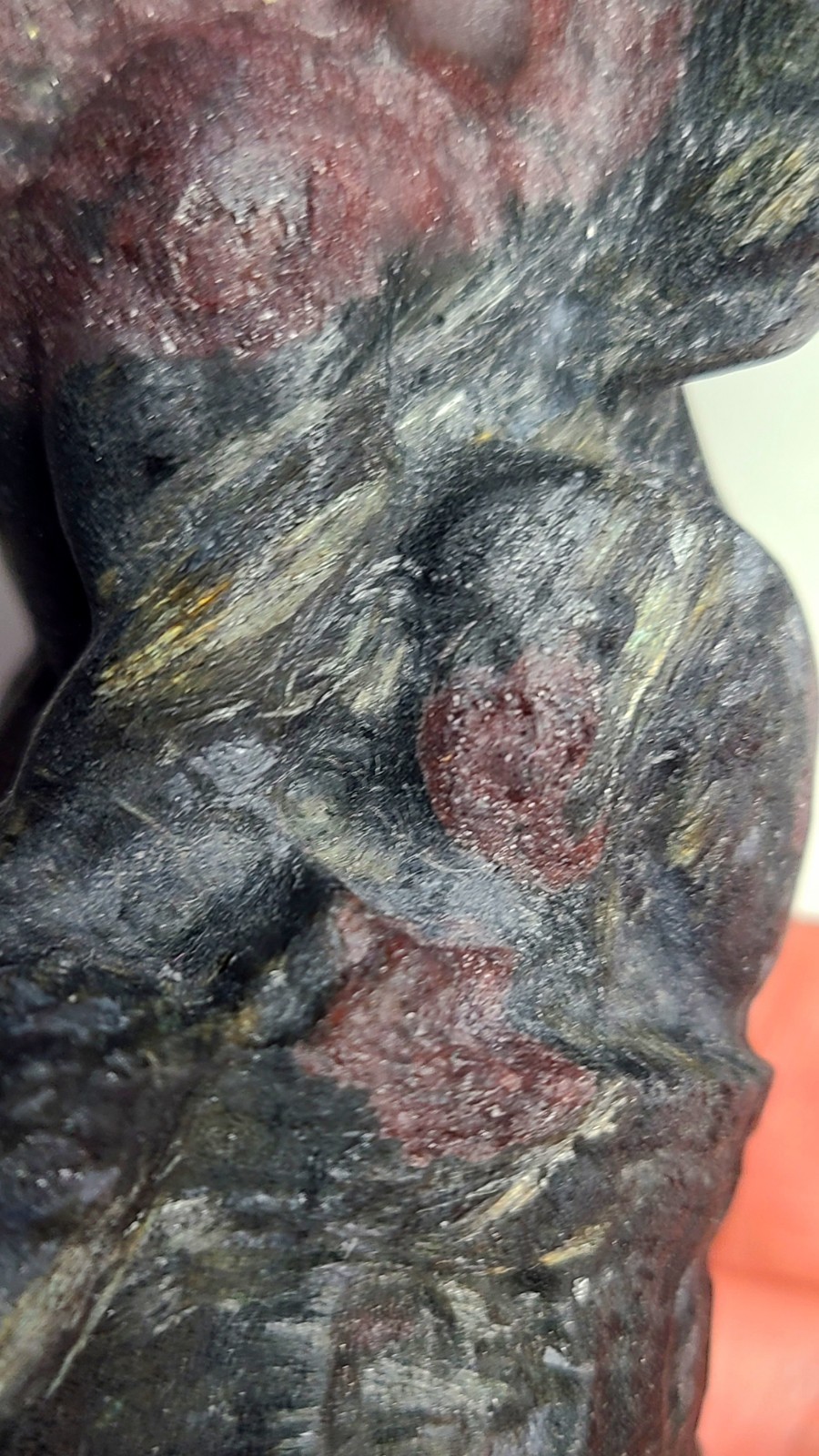4″ 329g Magnificent Garnet Arfvedsonite Gargoyle Crystal Stone Carving Statue