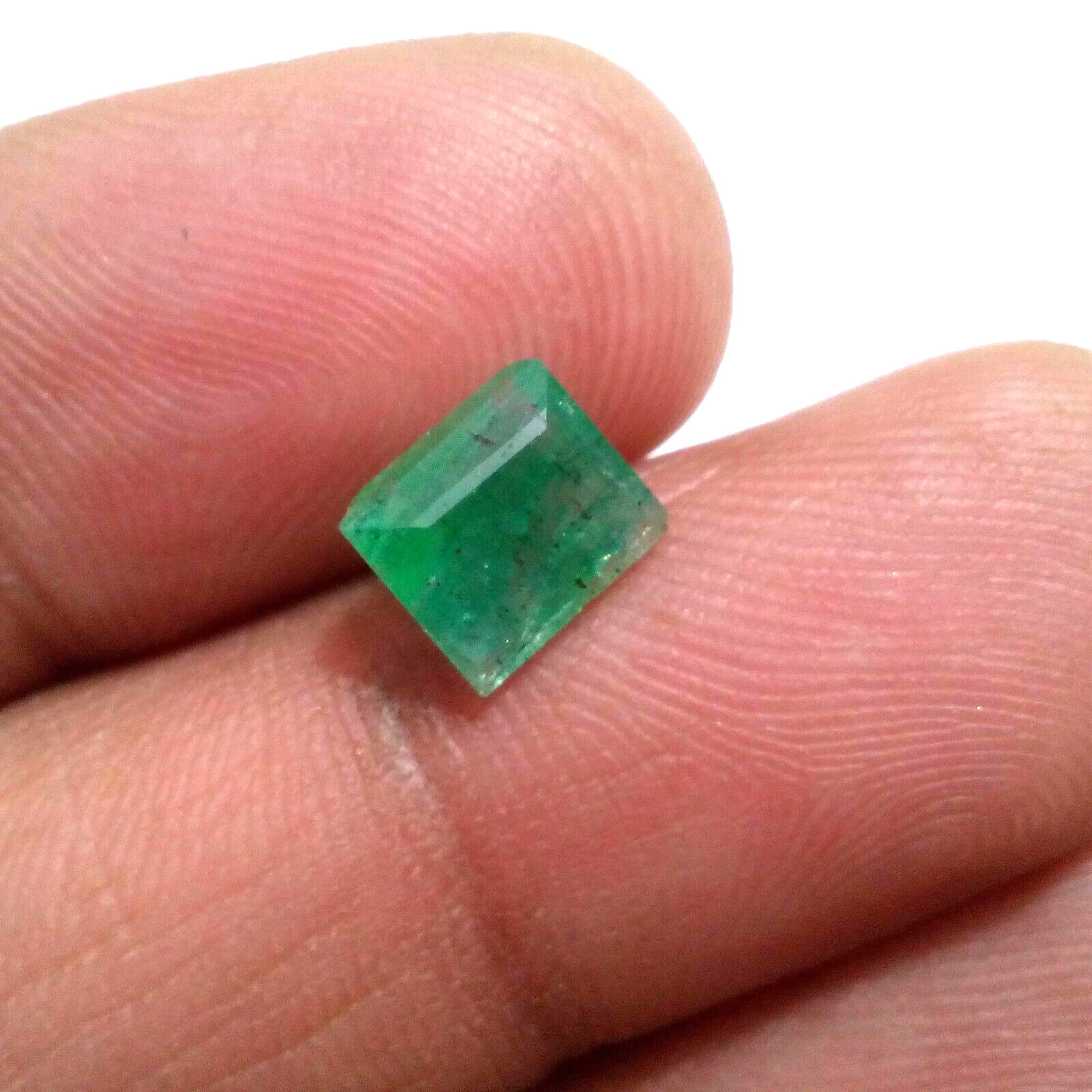 Natural Green Zambian Emerald Octagon Shape 1.70 Crt Top Faceted Loose Gemstone