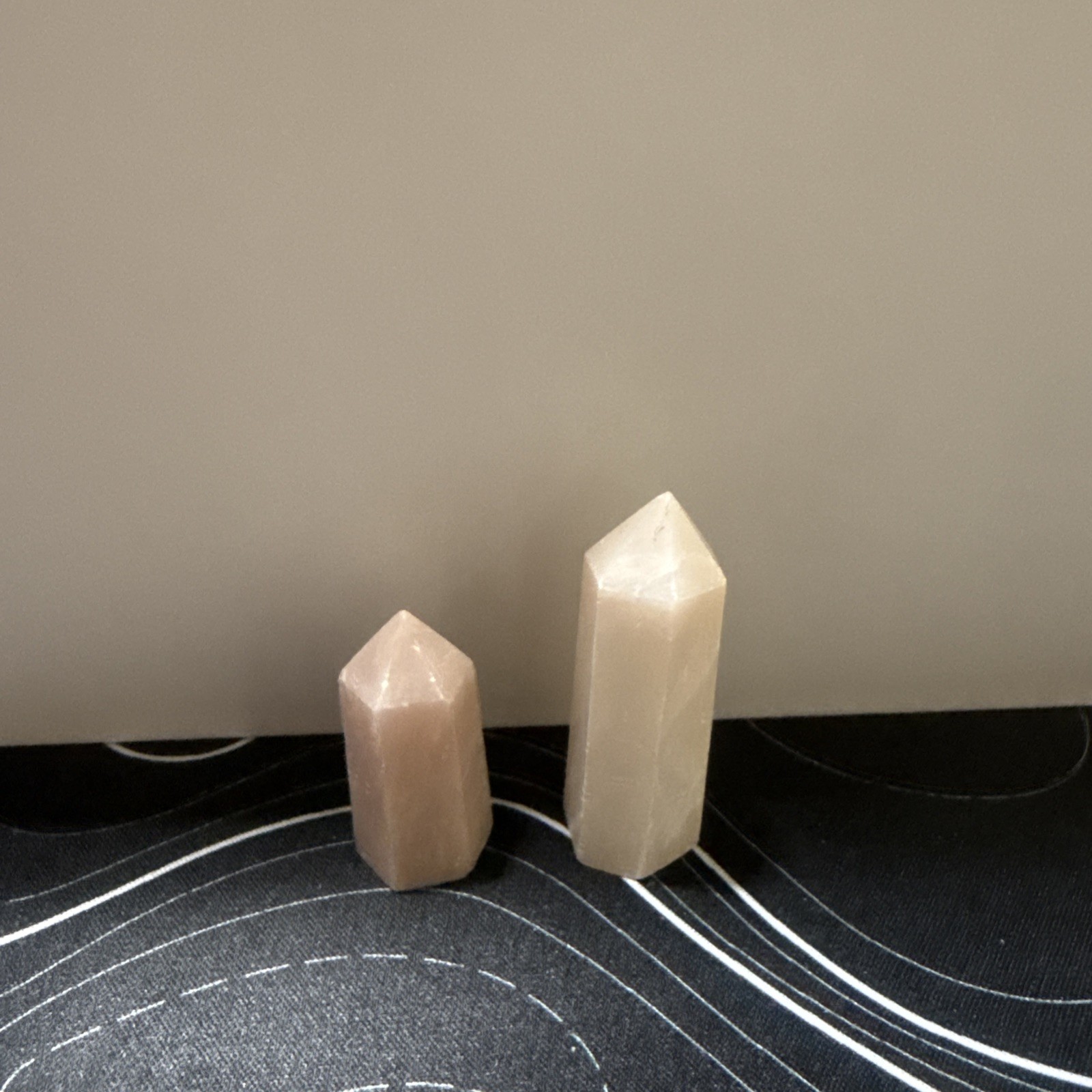 123g Rare Powder Rare Point Wand Energy Rock Stone crystal Obelisk Tower Healing