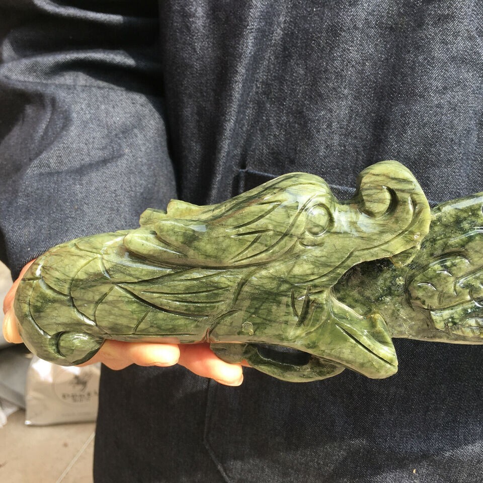 2.6~2.8LB 1PC Natural jade carving dragon head dao reiki skull crystal specimen