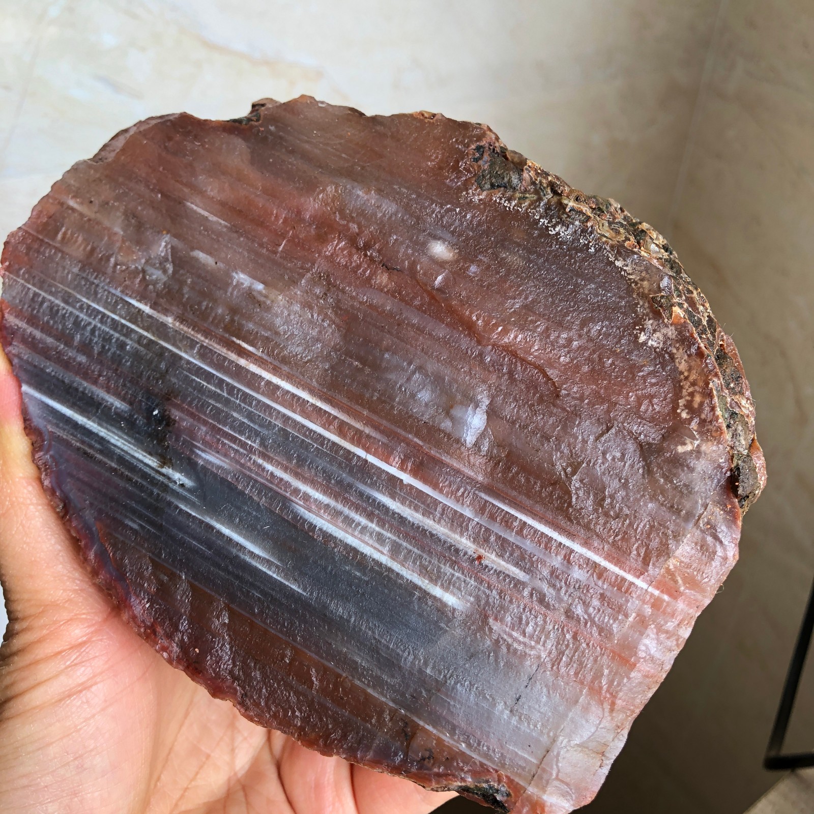 137mm Natural agate stone uncut block original Crystal specimens 1.92kg A3635